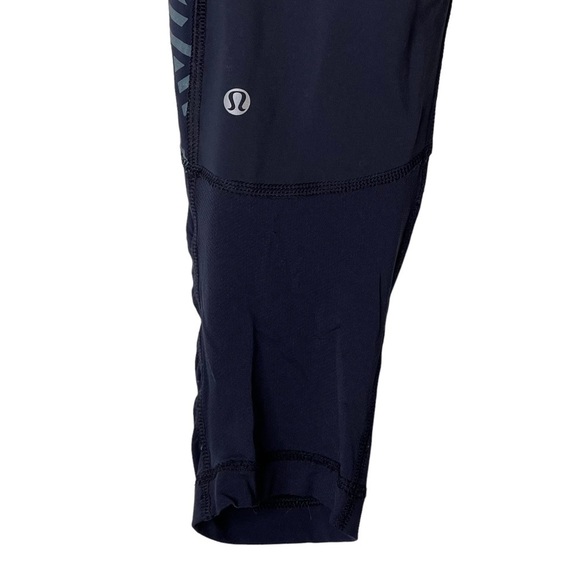 Lululemon Crop Legging Womens 4 Stash It Crop Pant Athletic Gym Work Out Run - Picture 8 of 9